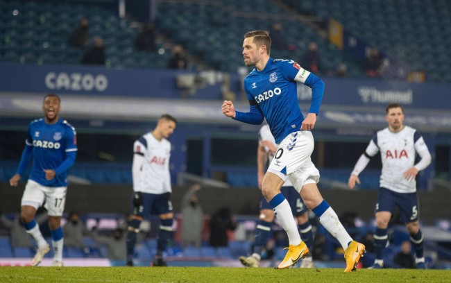 战依然存在 战依然存在